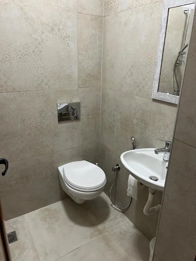 Room Click Inn Gjirokastra